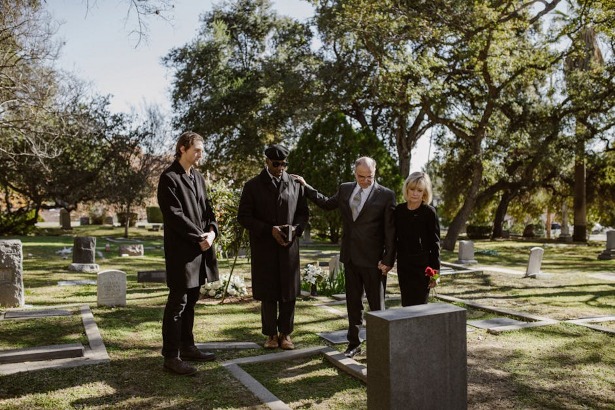 music of remembrance — Music of Remembrance Premieres The Dialogue of Memories
