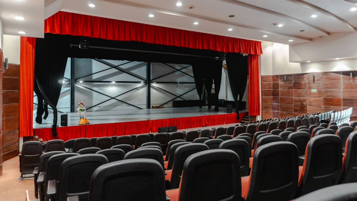 Featured image for: Fairhaven Theater Supports Arts