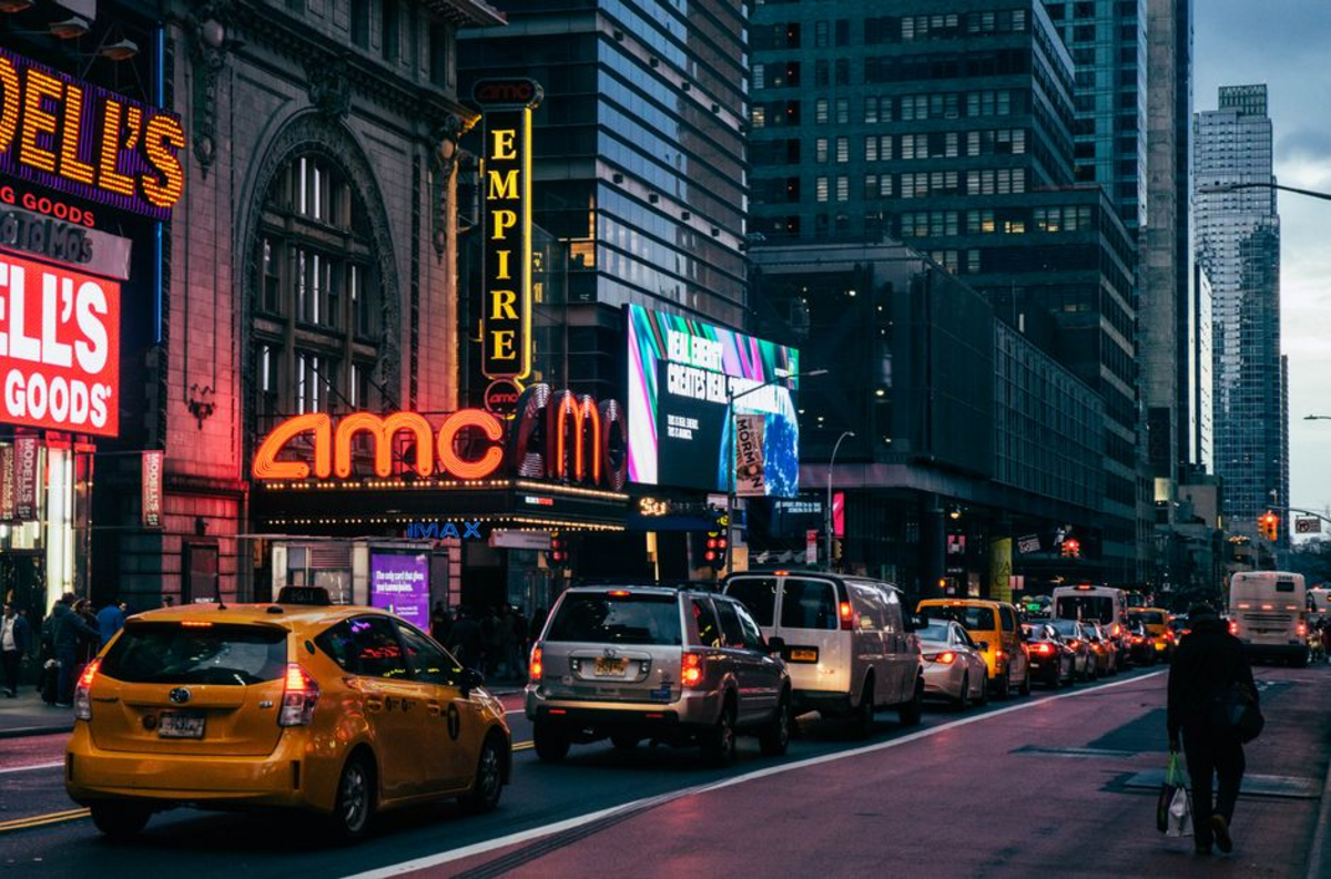 amc stock — AMC Stock Surges with $150M Equity Raise