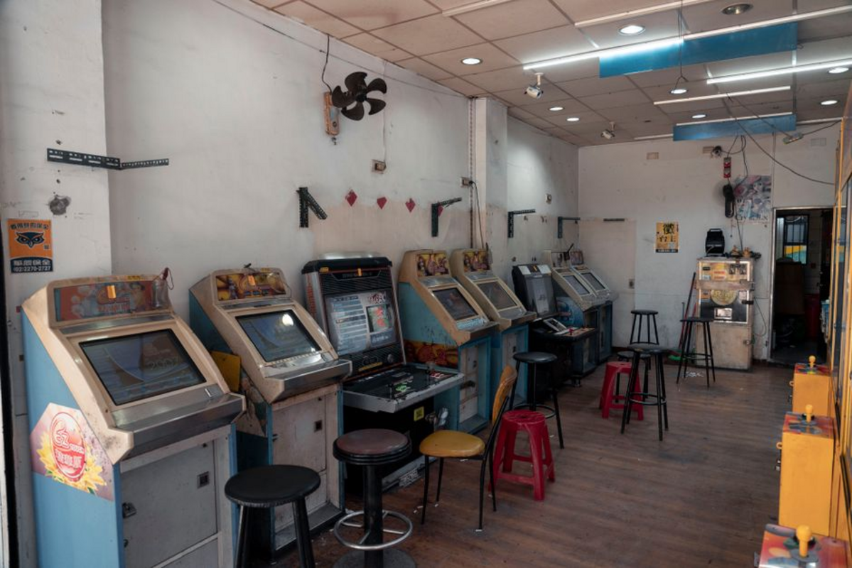 backrooms video games — Backrooms Video Games: The Guardian Explains