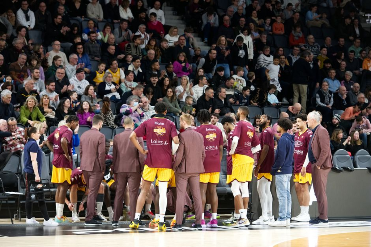 michigan basketball coach — Michigan Basketball Coach: Mike Boynton Jr. Named