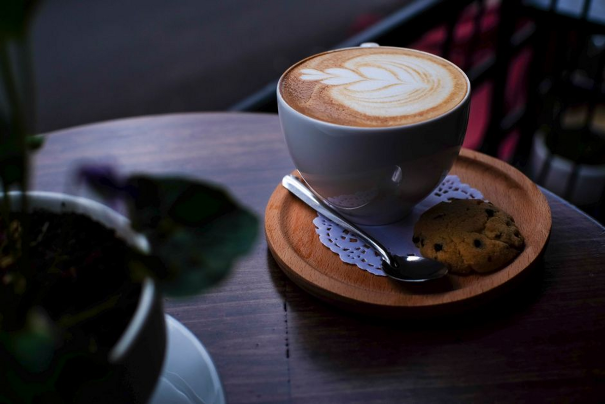 worcester cafe — Worcester Cafe Offers Coffee, Crepes, and Video Games